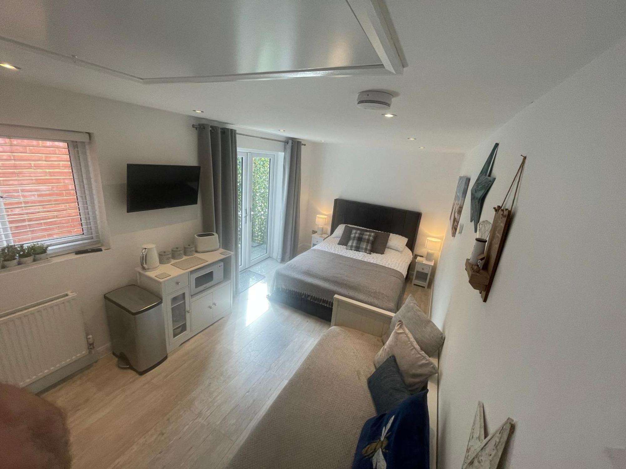 Modern Stylish Studio Flat Near Leigh On Sea. Hadleigh  Buitenkant foto